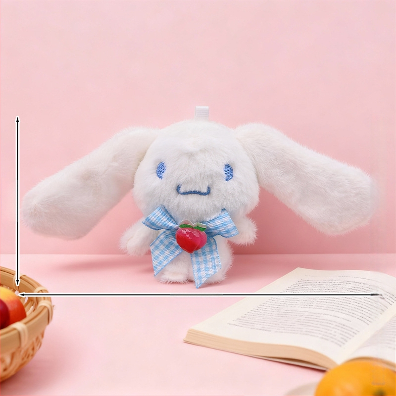 Nagyfülű Cinnamoroll plüss kulcstartó és Kuromi baba