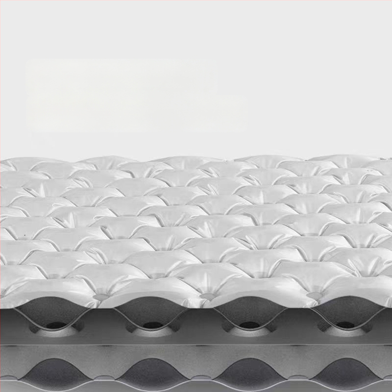 Runway υπερ-ελαφρύ φορητό φουσκωτό στρώμα με υψηλή R-Value, βάρος 680 g, τρόπος πλήρωσης με φουσκωτή σακούλα