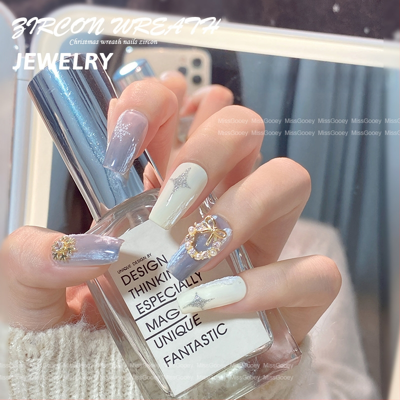 Nakit za nokte: svijetle luksuzni božićni vijenac za nokte s cirkonima, perlom, 3D kristalima i mašnicom (Materijal: metal, plastika; Uzorak: lanac; Neto težina: 0.05 kg; Brend: miss gooey)