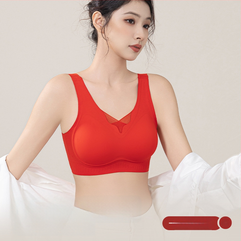 Női melltartó teljes kosárral, habos formázó kosár, nylon anyag, nylon bélés, merev vállpántok, acélgyűrű nélkül