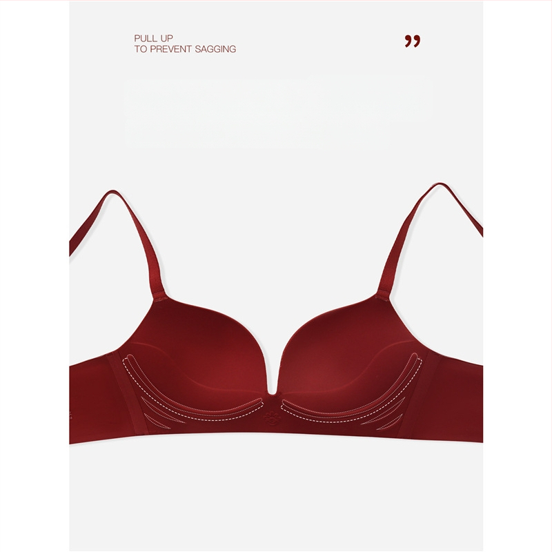 Nylon anyagú melltartó 3/4 kosárral, acélgyűrű nélkül, formázott kosár vékony felső él és vastag alsó él, fix dupla pántok, hátul három sor zár