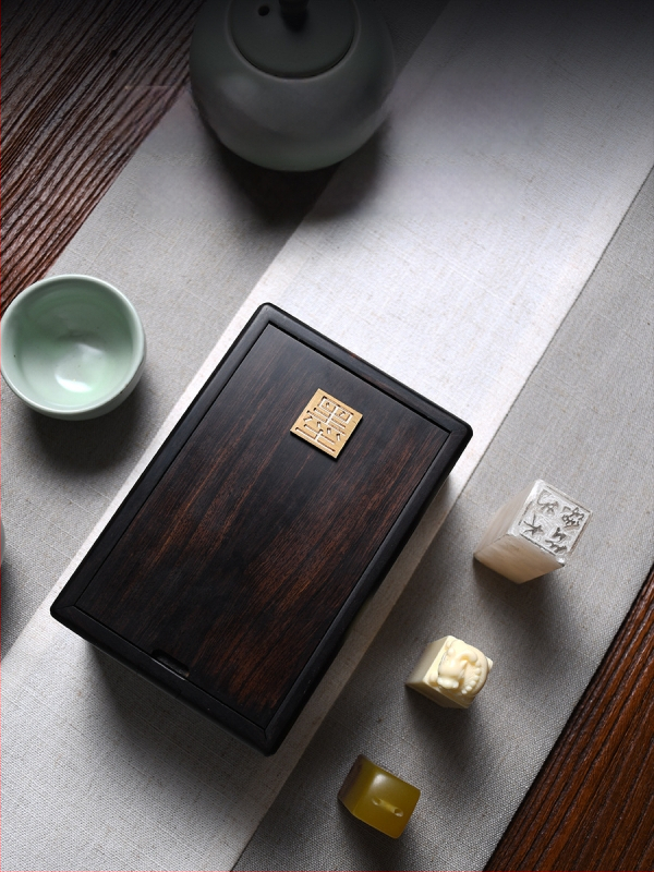 Cutie pentru bijuterii cu mecanism, construcție mortise-and-tenon, lemn natural, depozitare bijuterii