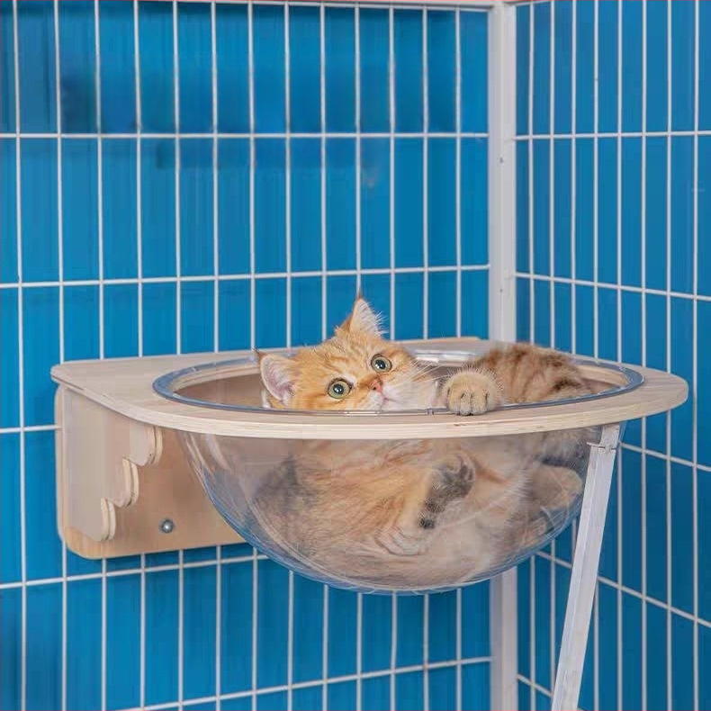 Дървен стенен катерачен комплекс за котки с капсулна платформа, пространство-спестяващ дизайн, стълб за драскане и стълба, гнездо