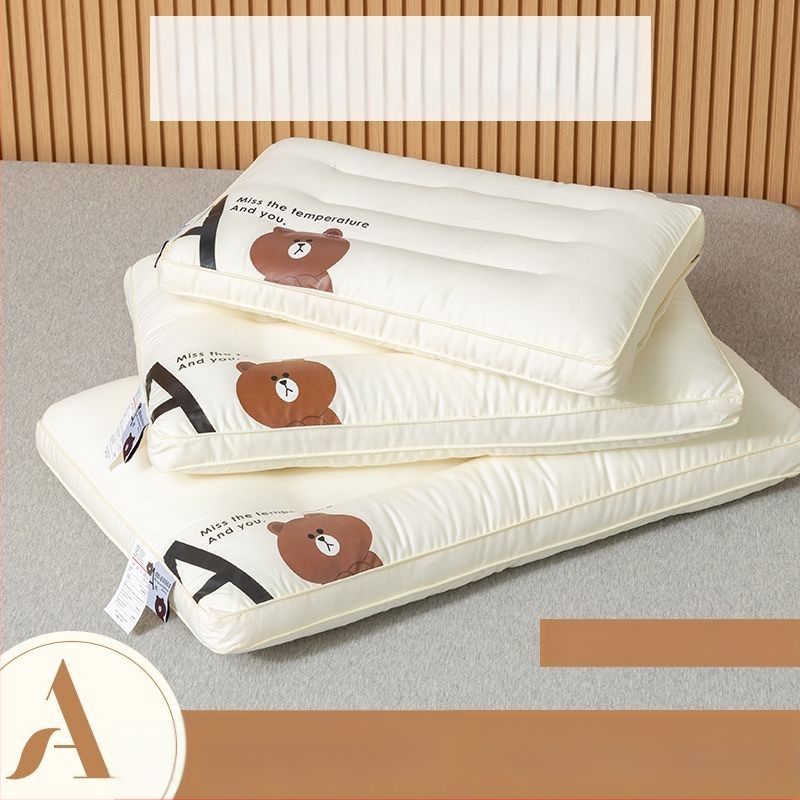 Παιδικό μαξιλάρι — ορθογώνιο σχήμα; γέμισμα από μικροϊνες με αντιβακτηριακή ίνα; εξωτερικό ύφασμα 100% βαμβάκι