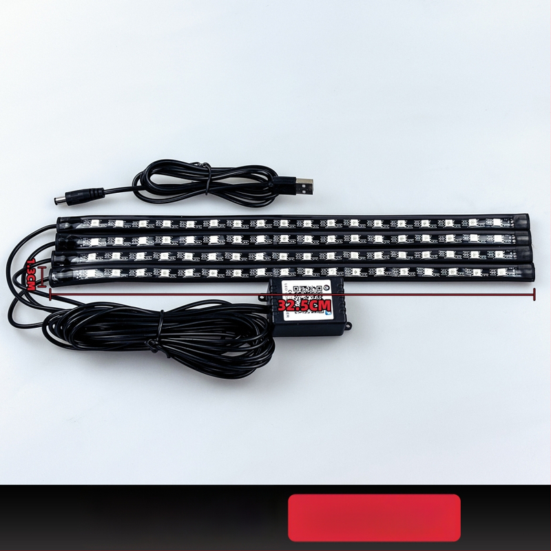 Set od četiri LED lampice za unutarnju ambijentalnu rasvjetu automobila, kontrola putem aplikacije i glasovna kontrola, osvjetljenje poda
