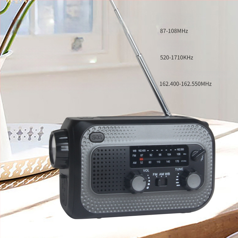 Εξωτερική LED λάμπα έκτακτης ανάγκης με πολυλειτουργικό σχεδιασμό, 3W φωτιστικό, μπαταρία 4000mAh, IP65, εμβέλεια 50–100 m