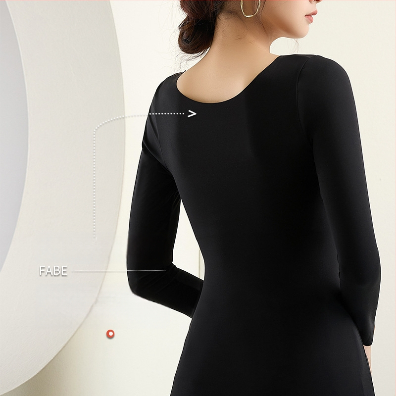 Top de bază pentru femei - nylon cald, guler rotund, mâneci lungi, grosime extra 301–350 g/m², 70–80% nylon