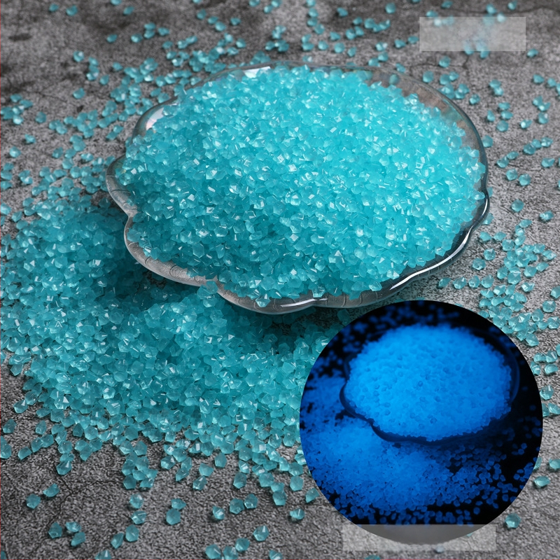 Nisipuri și pietre fluorescente pentru amenajări peisagistice și acvarii – origine China, cutie cu 100 bucăți, 0.025 kg/buc