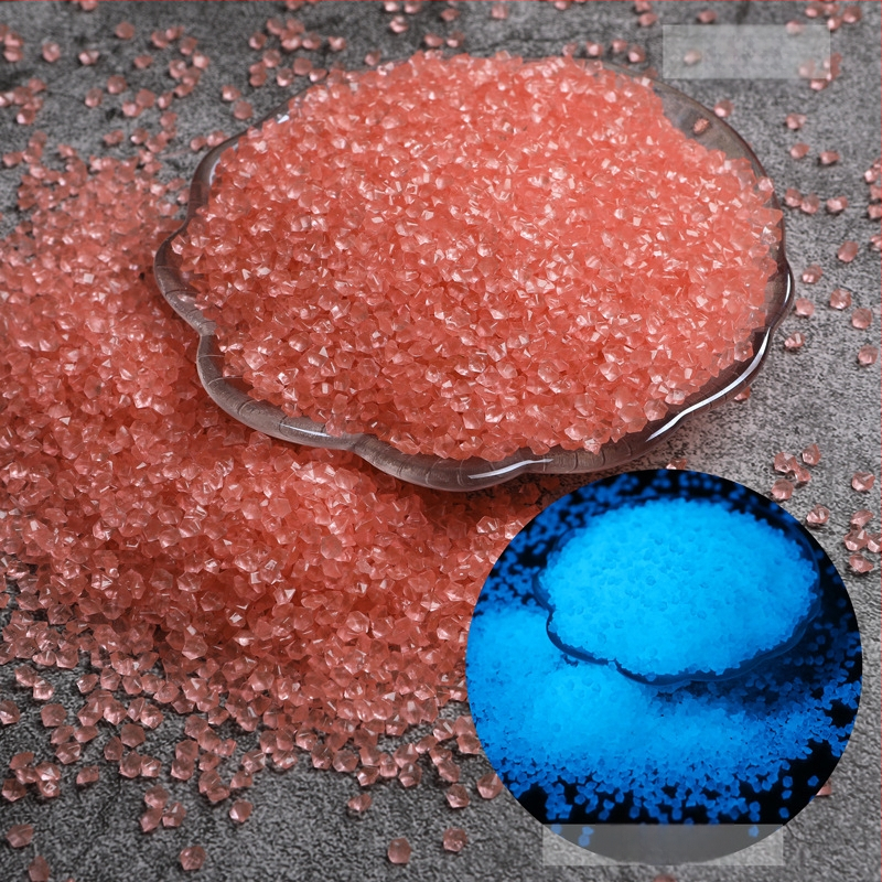 Nisipuri și pietre fluorescente pentru amenajări peisagistice și acvarii – origine China, cutie cu 100 bucăți, 0.025 kg/buc