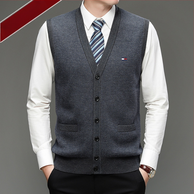 Férfi 100% gyapjú kardigán, V-nyakú, gallér nélküli, egy soros gombolás