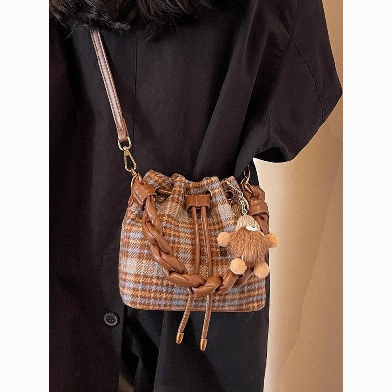 Ženska bucket torba, mini veličina, proljeće 2025, visoka kvaliteta, svestrana crossbody torba