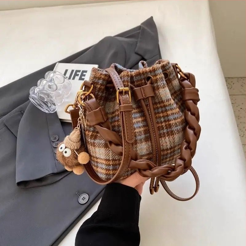 Ženska bucket torba, mini veličina, proljeće 2025, visoka kvaliteta, svestrana crossbody torba