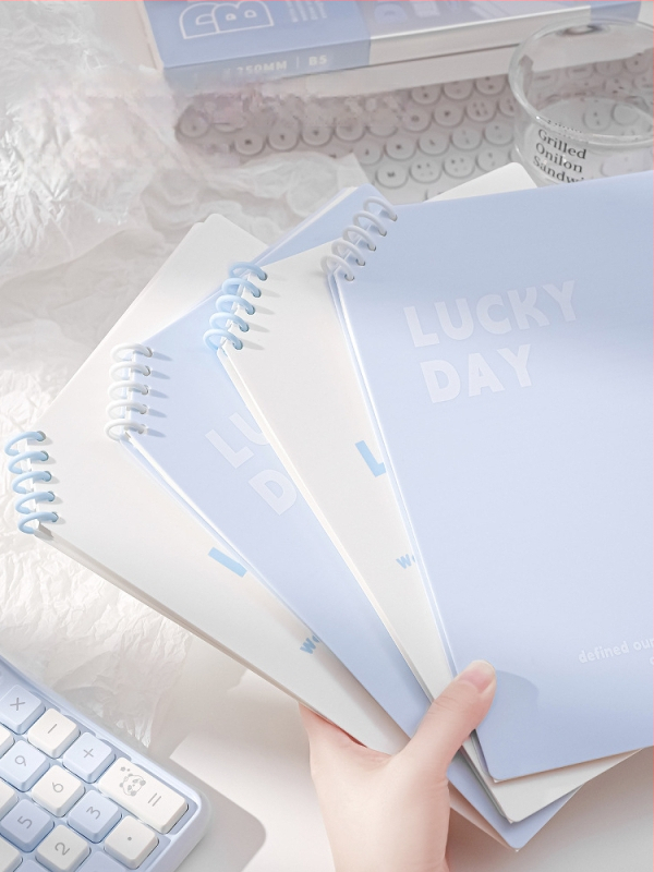 Caiet PP cu colțuri tăiate, foi detașabile, 120 pagini, hârtie 40 g