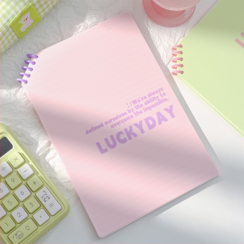 Caiet PP cu colțuri tăiate, foi detașabile, 120 pagini, hârtie 40 g