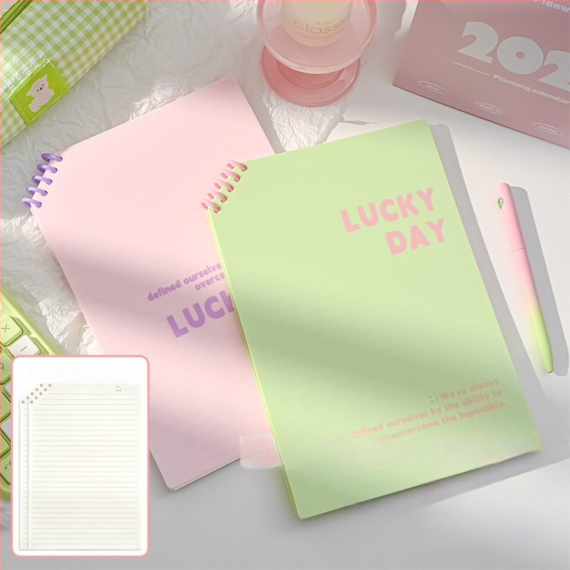 Caiet PP cu colțuri tăiate, foi detașabile, 120 pagini, hârtie 40 g