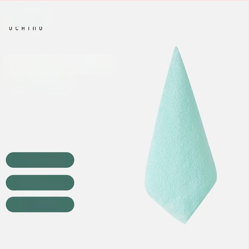 Uchino pamut törölköző – 32s szál, Cut Velvet szövés, 200 g+ tömeg, bőrbarát és nedvszívó