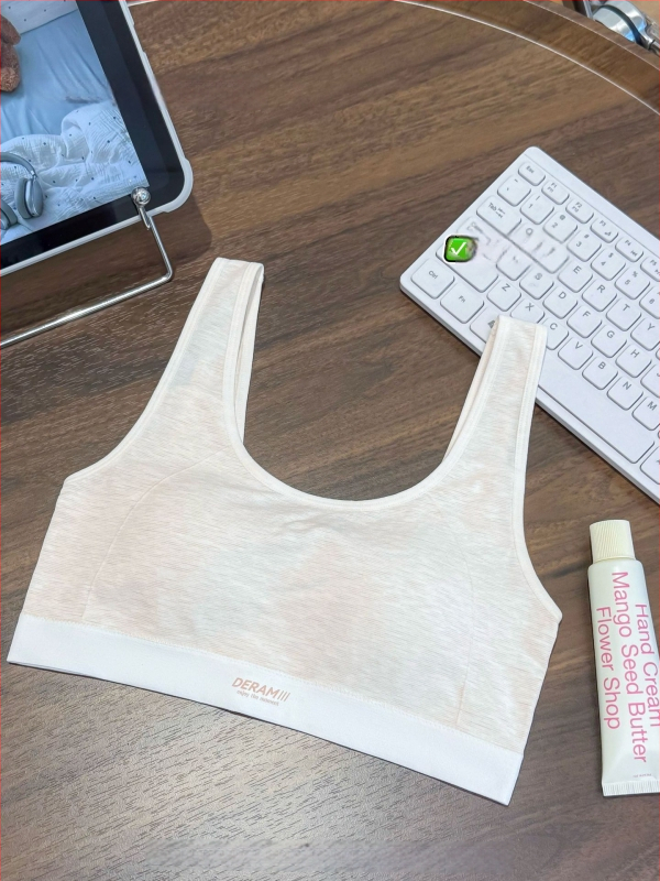 Dievčenská vesta s dvoma fázami vývoja, s integrovanou tenkou bavlnenou vložkou, okrúhly výstrih, viskóza 76.6%