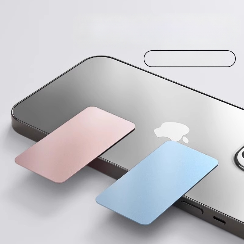 Mágneses autós telefontartó kiegészítő – ultra vékony mágneses lap, modell 1, univerzális kompatibilitás.