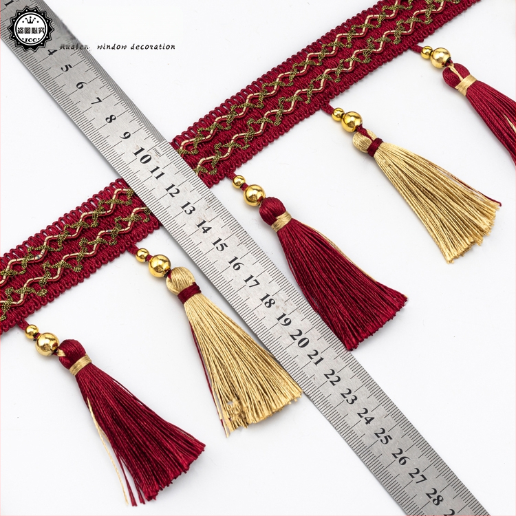 Дантелено пискюлно украса за завеси - Материал: основа от шестостенна мрежа + полиестерна нишка; За занаяти; Код на продукта: 1024947142; Марка: Друго