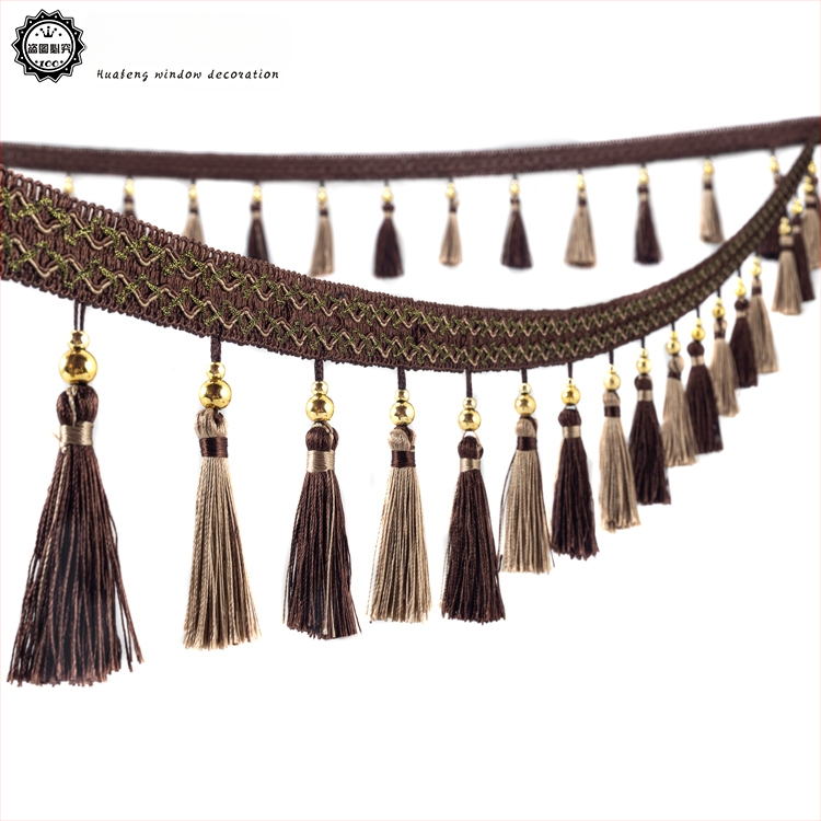 Дантелено пискюлно украса за завеси - Материал: основа от шестостенна мрежа + полиестерна нишка; За занаяти; Код на продукта: 1024947142; Марка: Друго