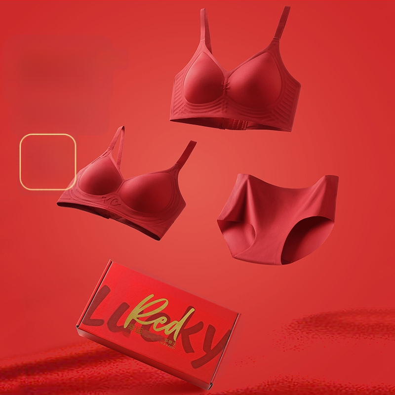 Női seamless fehérnemű készlet, 3/4 kosár, vékony formázott kosár, acélgyűrű nélkül, anyag: nylon/poliamid 75%, hátul négy sor kapocs