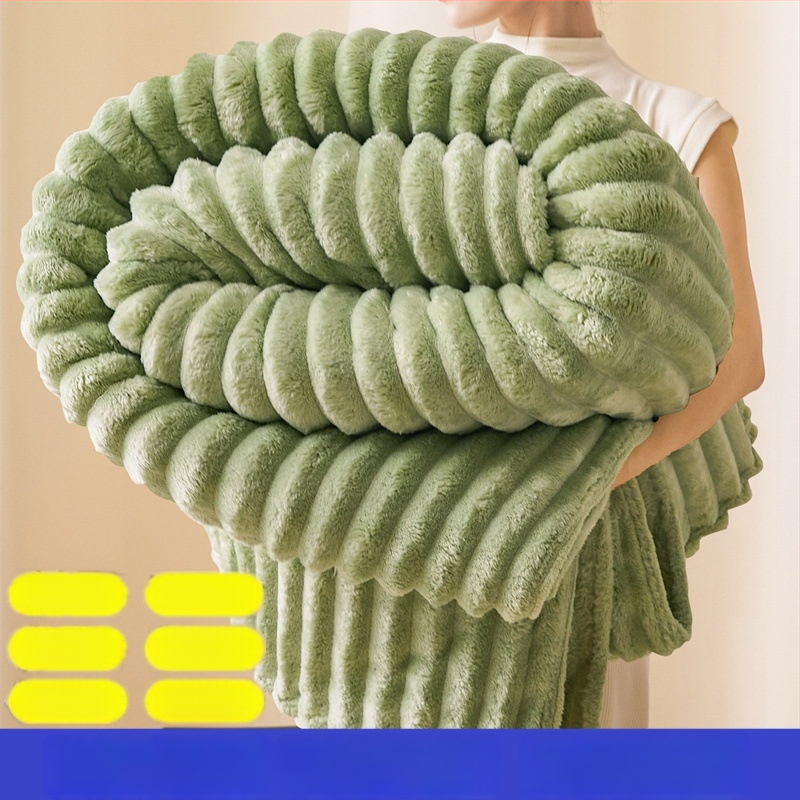 Zimska pliš deka s zaječjim krznom, coral fleece i debeli flanel za krevet