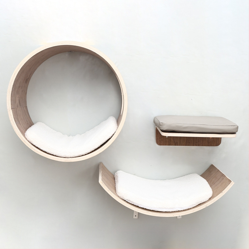 Aventurine Стенна дървена котешка катерачна конструкция с платформа за скачане, изкачваща колона, компактна форма и вградена лежанка и дъска за драскане