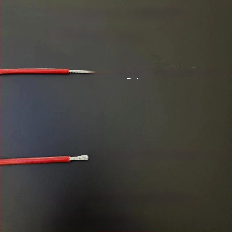 Kutyapóráz acéllánccal, anti harapás, nem visszahúzható, kiegészítő