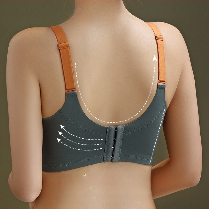 Δαντελένιο ασύρματο σουτιέν με чашка 3/4, μορφοποιημένες κάψες πάνω λεπτές και κάτω παχιές, σταθερές διπλές τιράντες, πίσω κούμπωμα τεσσάρων σειρών