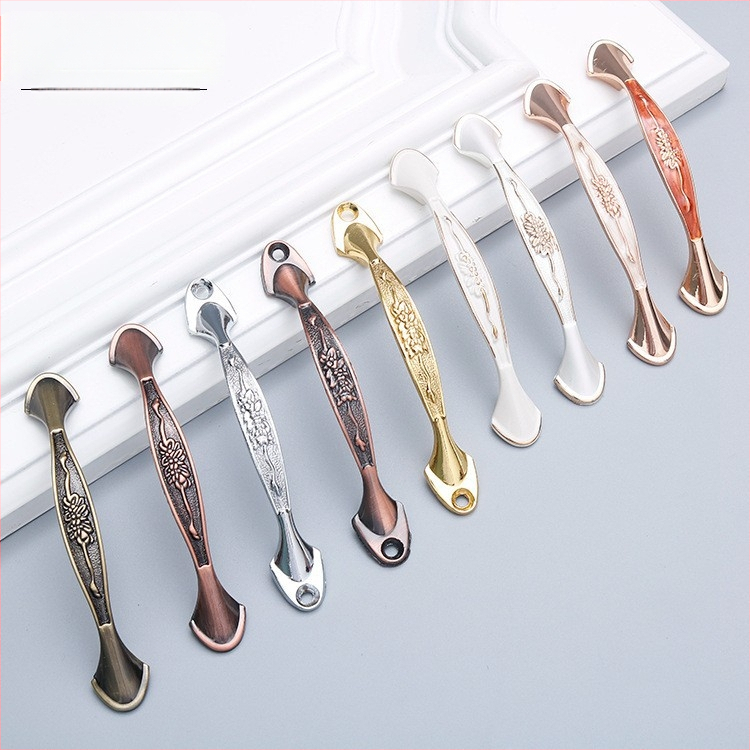 Mâner pentru sertar și ușă de dulap, aliaj de zinc, finisaj vintage, model 72, brand Prosperity, stil light luxury