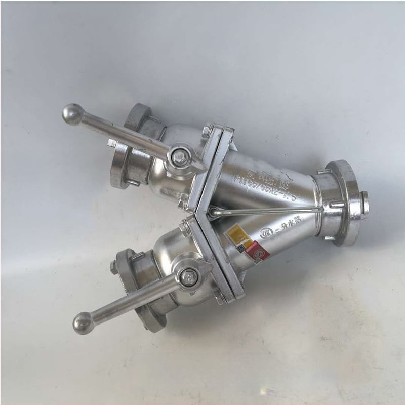 Tengda rozdeliovač vody 65/65*2, hliníková zliatina, prevádzkový tlak 1,6 MPa, pre hasičské systémy