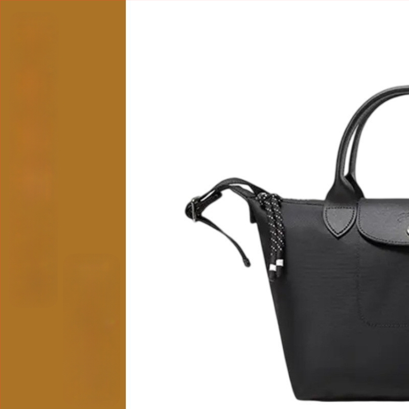 Torba u obliku knedle od kraft papira, gradski minimalistički stil