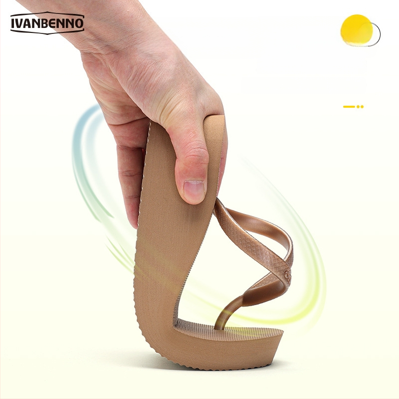 Női flip-flop 5 cm-es klinikus sarokkal, vastag talppal, EVA felsőrésszel, gumírozott talp, kerek orr