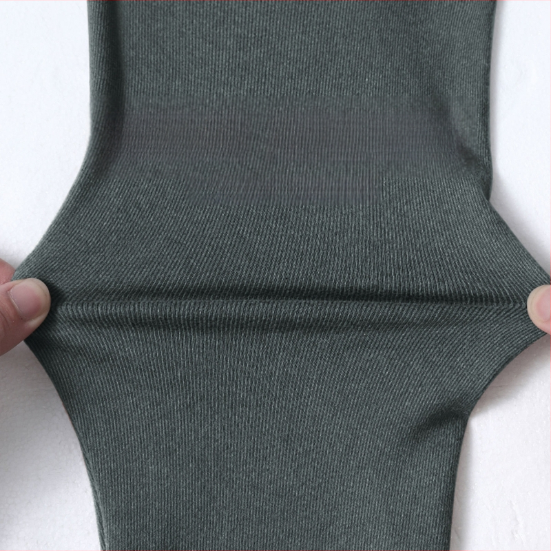 Férfi sportos dzseki poliészter keverékből fleece béléssel, magas állású gallér, hosszú ujjú, kapucni nélküli