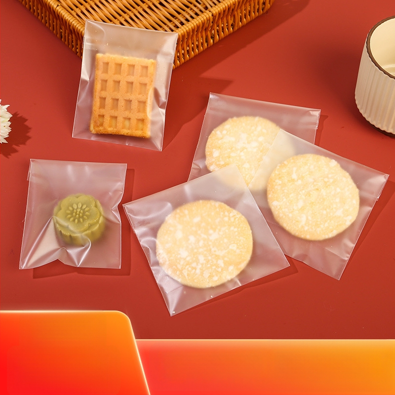 Sac autoadeziv mat pentru ambalaj de cofetărie, semi-transparent, material compozit, personalizare disponibilă