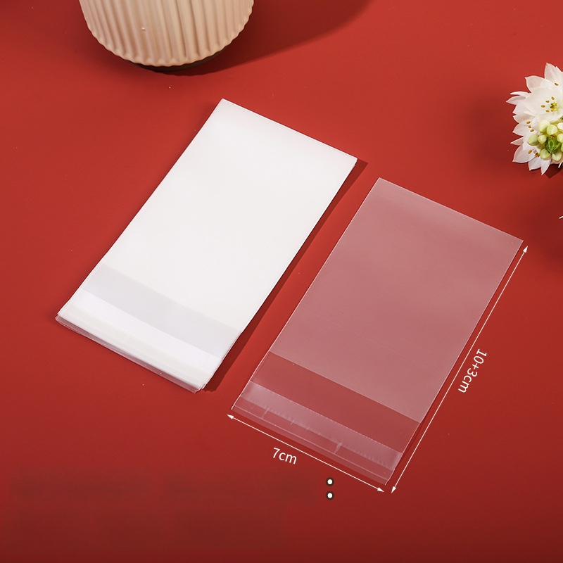 Sac autoadeziv mat pentru ambalaj de cofetărie, semi-transparent, material compozit, personalizare disponibilă