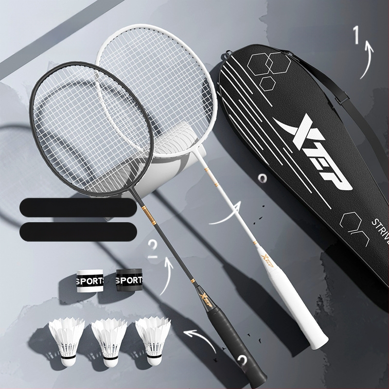Ρακέτα Μπάντμιντον από ανθρακονήματα, ελαφριά, ενιαίου σχεδιασμού, ευθύς άξονας, 95–100 g, μεσαία σκληρότητα, κατάλληλη για αρχάριους