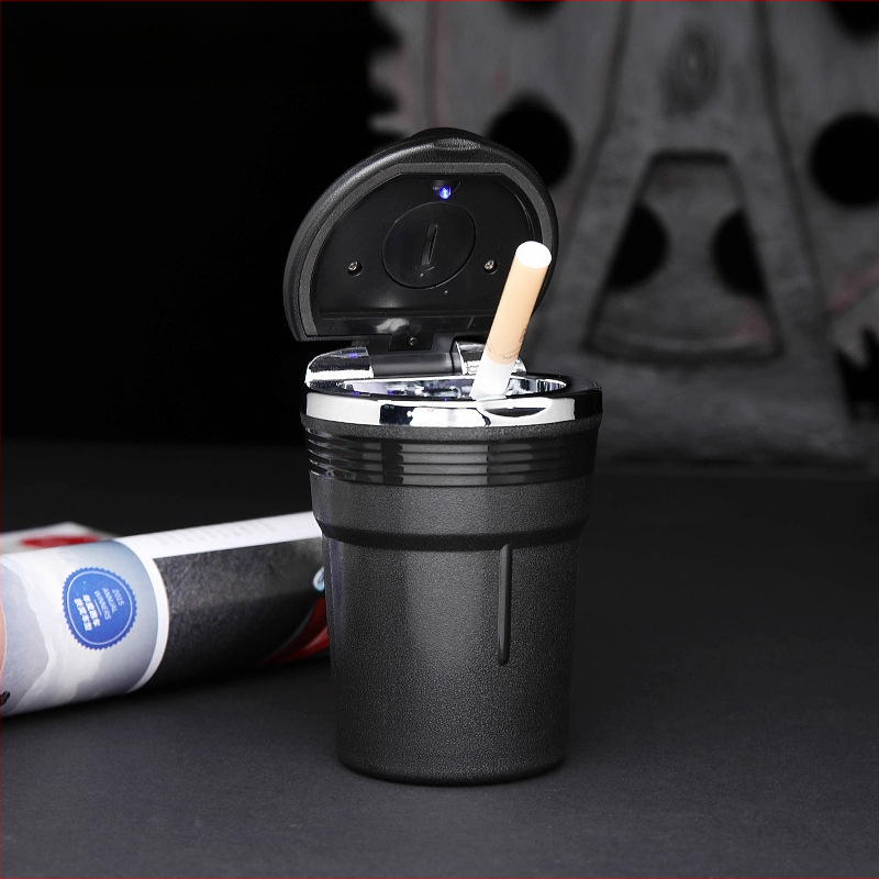 Fire Wheel LED автомобилен пепелник с капак, пластмасов, сваляем и миещ се, печатано лого, възможност за частна марка