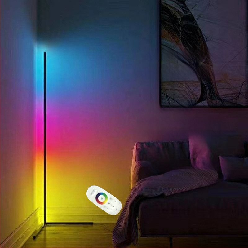 Padlólámpa LED-line dizájnnal, derékszögű hosszú csíkkal, nappaliba vagy hálószobába; 220V; akril Árnyékoló; állítható magasság; CRI 80-90