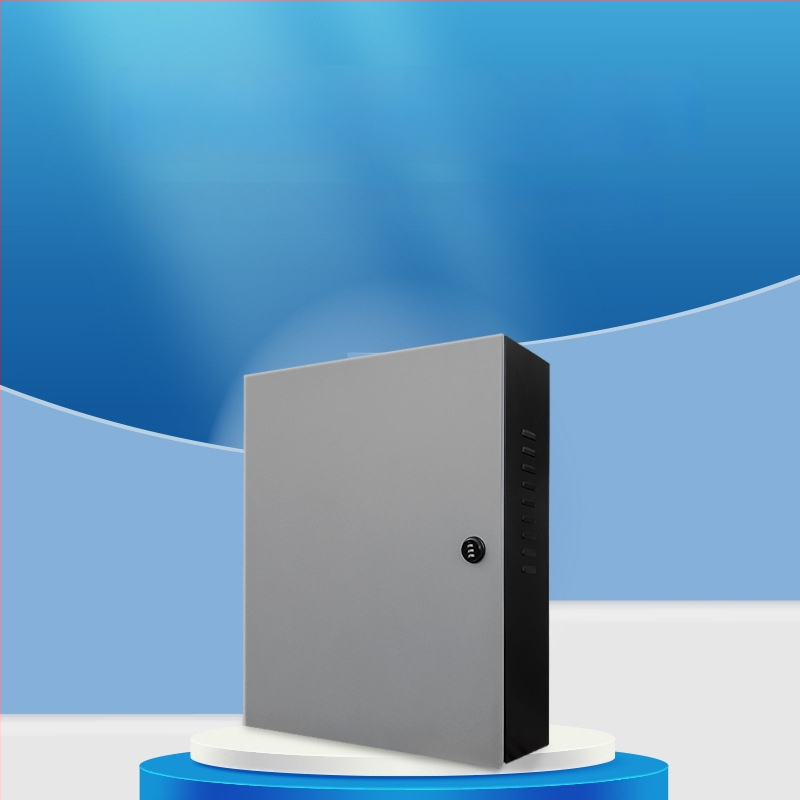 Шкаф за защита на EV зарядно за вътрешен/външен монтаж на колона – 3 вериги, 3 реда превключватели, корпус от студено валцувана стомана, ниво на защита 43, номинален ток 21 A