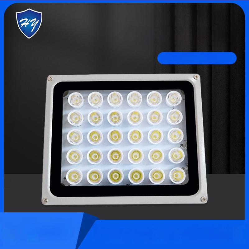 LED kiegészítő világítás megfigyelőkamerákhoz út- és parkoló területeken — IP66, 12V/AC24V/AC220V, 15–100W, 2400–4200 lm