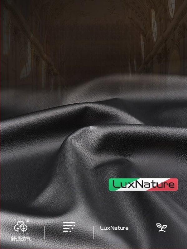 Covoraș din piele pentru bordul central cu logo-ul mărcii — Cod produs Ltao710675412364