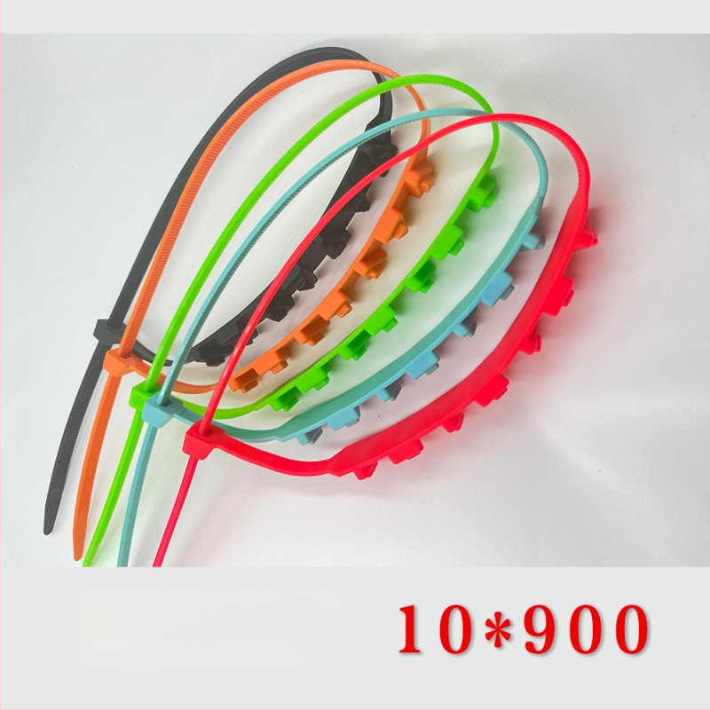 Dispozitiv de tracțiune pentru anvelope, pentru vehicule cu trei sau patru roți, din nylon; Marcă: Altă