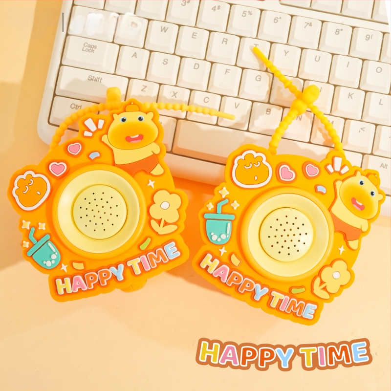 Capybara LuLu карикатурен ключодържател, PVC материал, аксесоар за чанта и играчка, IP одобрен (аниме игри)