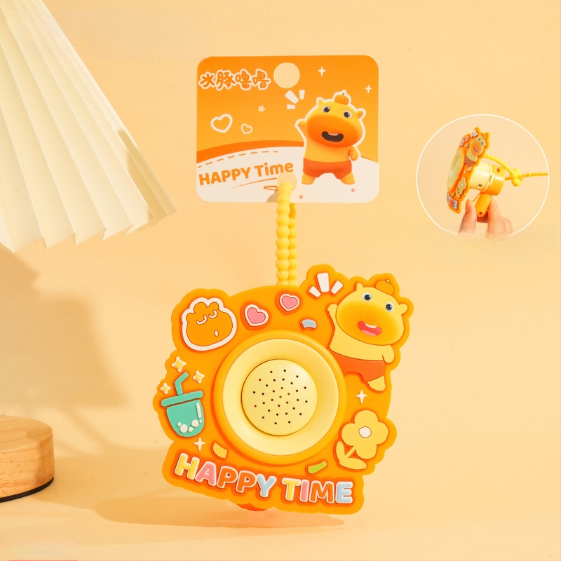 Capybara LuLu карикатурен ключодържател, PVC материал, аксесоар за чанта и играчка, IP одобрен (аниме игри)