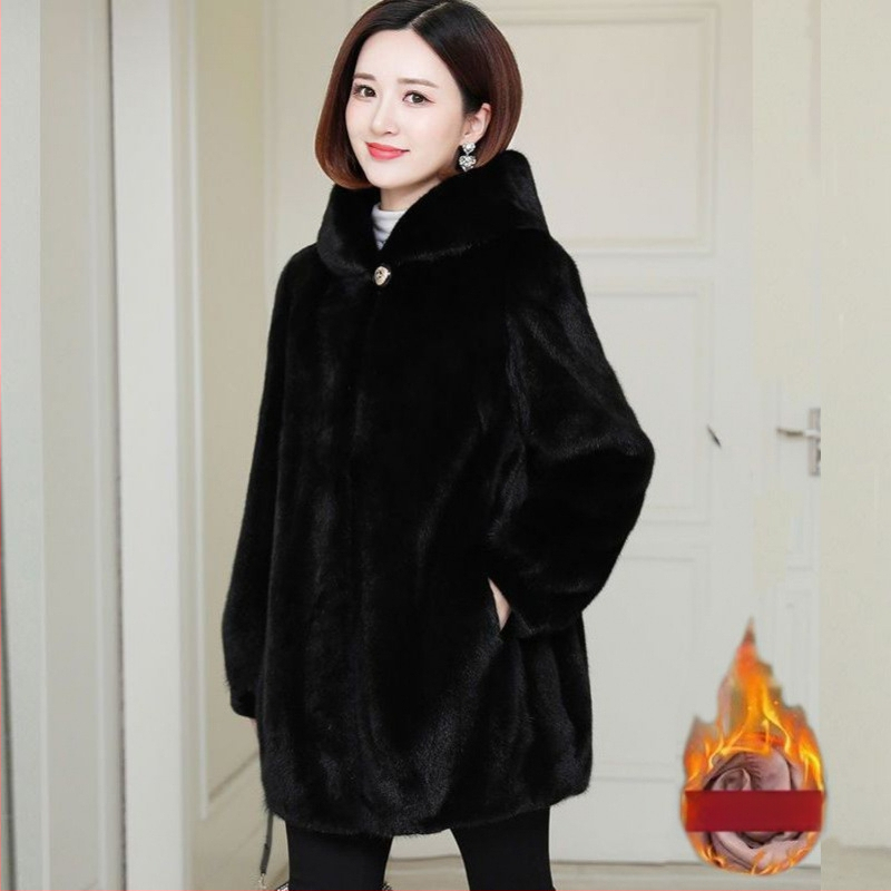 Női Mink Chenille kabát kapucnival — laza szabás, középhosszú, cipzár