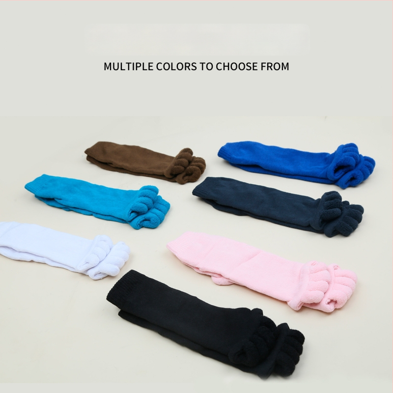 Чорапи за йога с пет пръсти - до средата на прасеца, разделени пръсти и открит пръст, попиване на пот, полиестерово влакно (70-80%)