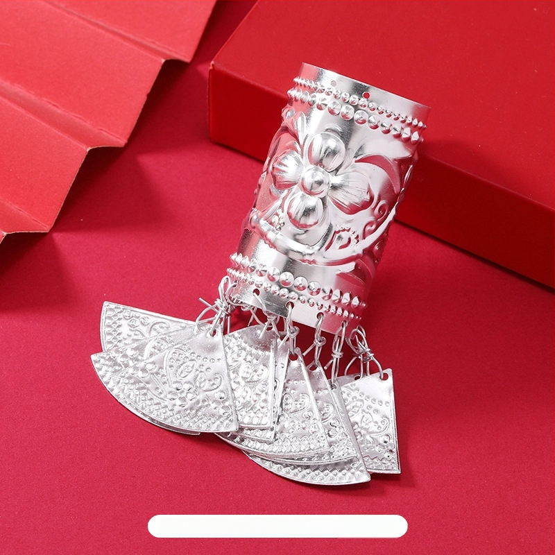 Щипка за коса с пискюли в етно стил, сплавна основа, капковидна форма, електроплатирана, за сватби