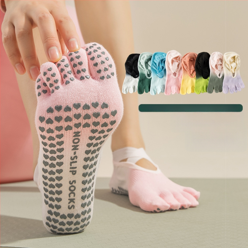 Петопръстни дамски йога чорапи, антихлъзгаща/антифрикционна функция, градиентен модел, памук 70-80%, за летния сезон.