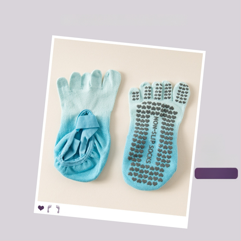 Петопръстни дамски йога чорапи, антихлъзгаща/антифрикционна функция, градиентен модел, памук 70-80%, за летния сезон.